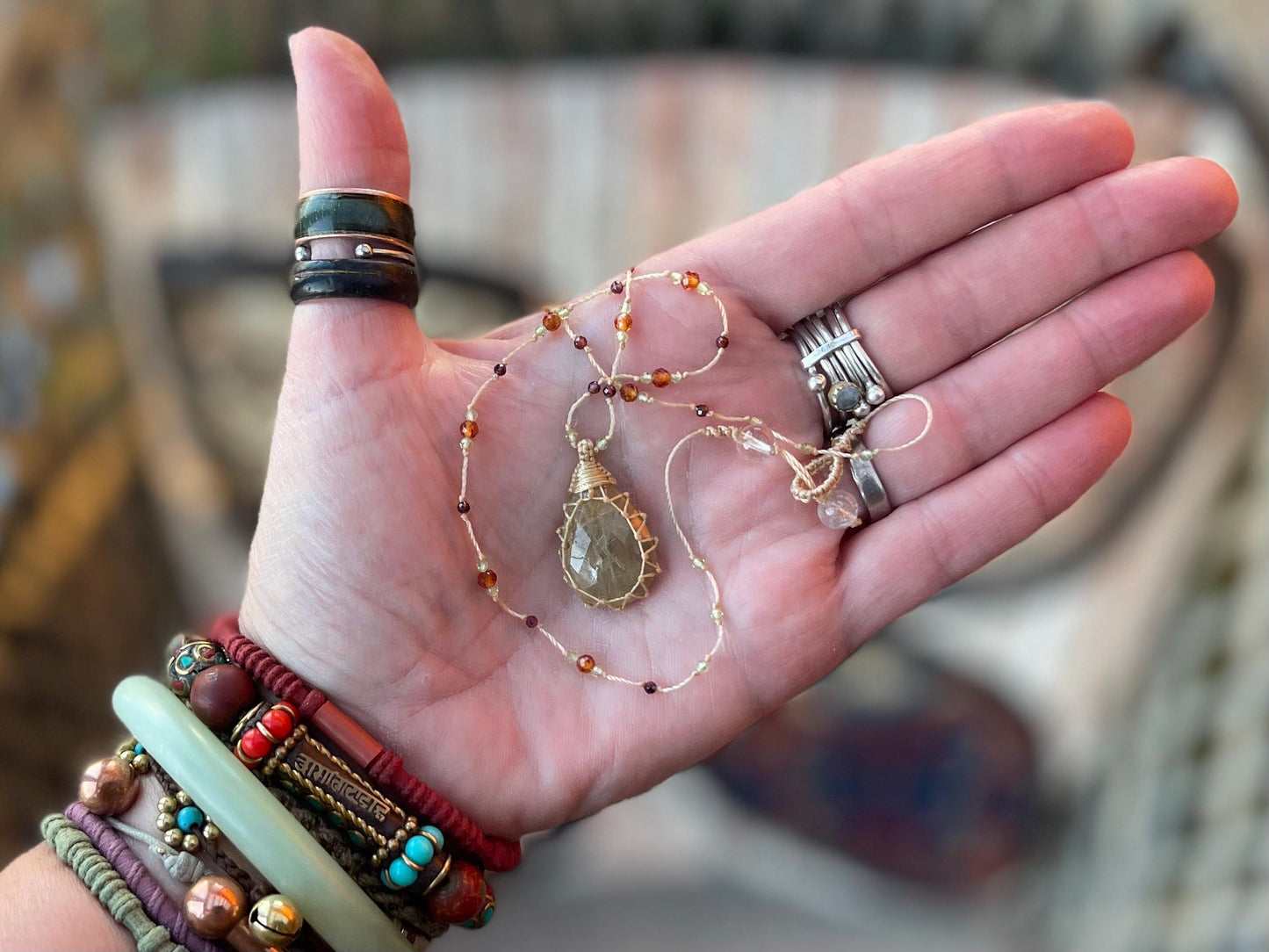 Stunning rutile quartz necklace. Beautiful macrame pendant. Handmade gemstone necklace, boho jewellery. Macrame jewellery. Unique jewellery.