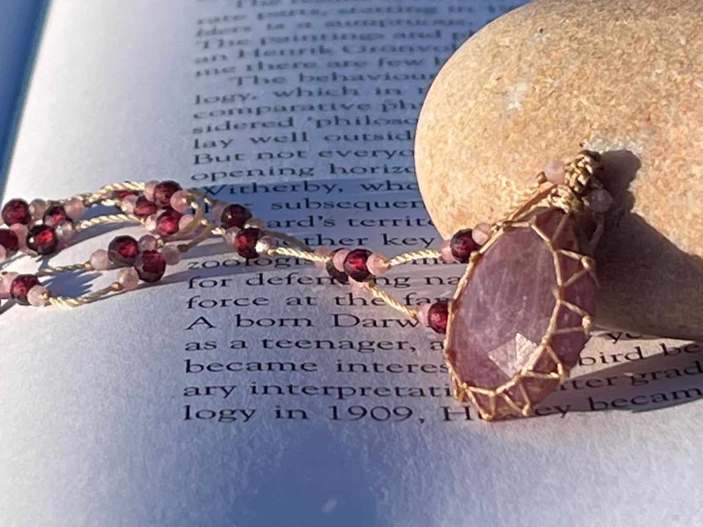 Stunning purple amethyst necklace. Purple macrame pendant. Handmade gemstone necklace, boho jewellery. Macrame jewellery. Unique jewellery.