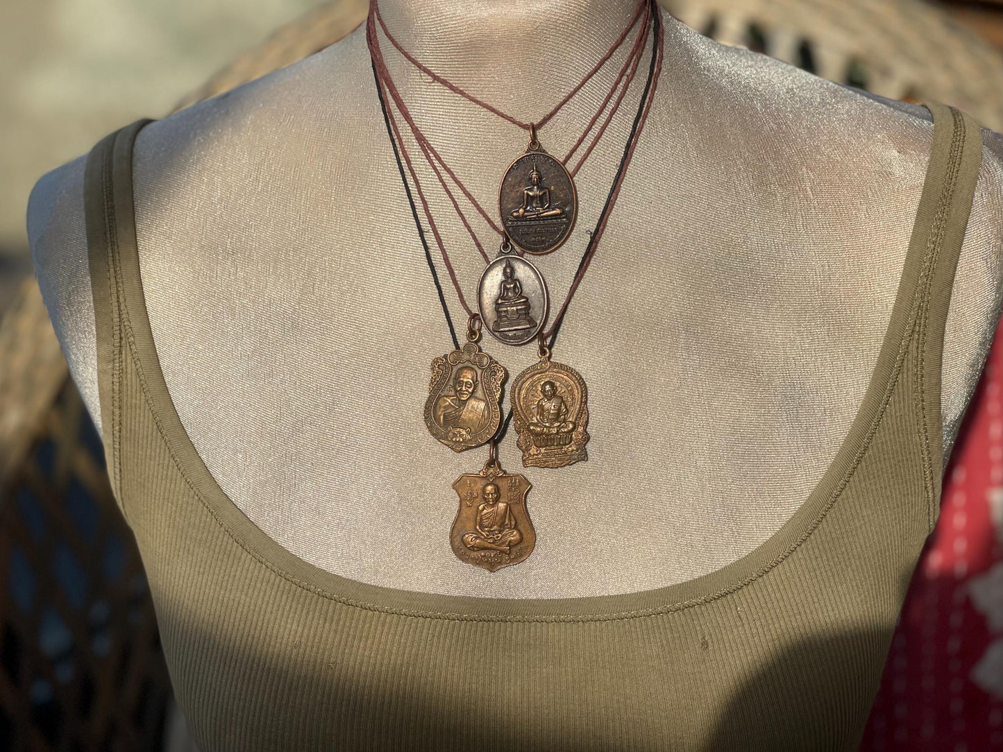 Vintage Thai Buddhist pendant. Antique Buddhist pendant. Thai amulet. Buddha necklace. Buddha jewellery. Yoga jewellery. Vintage necklaces.