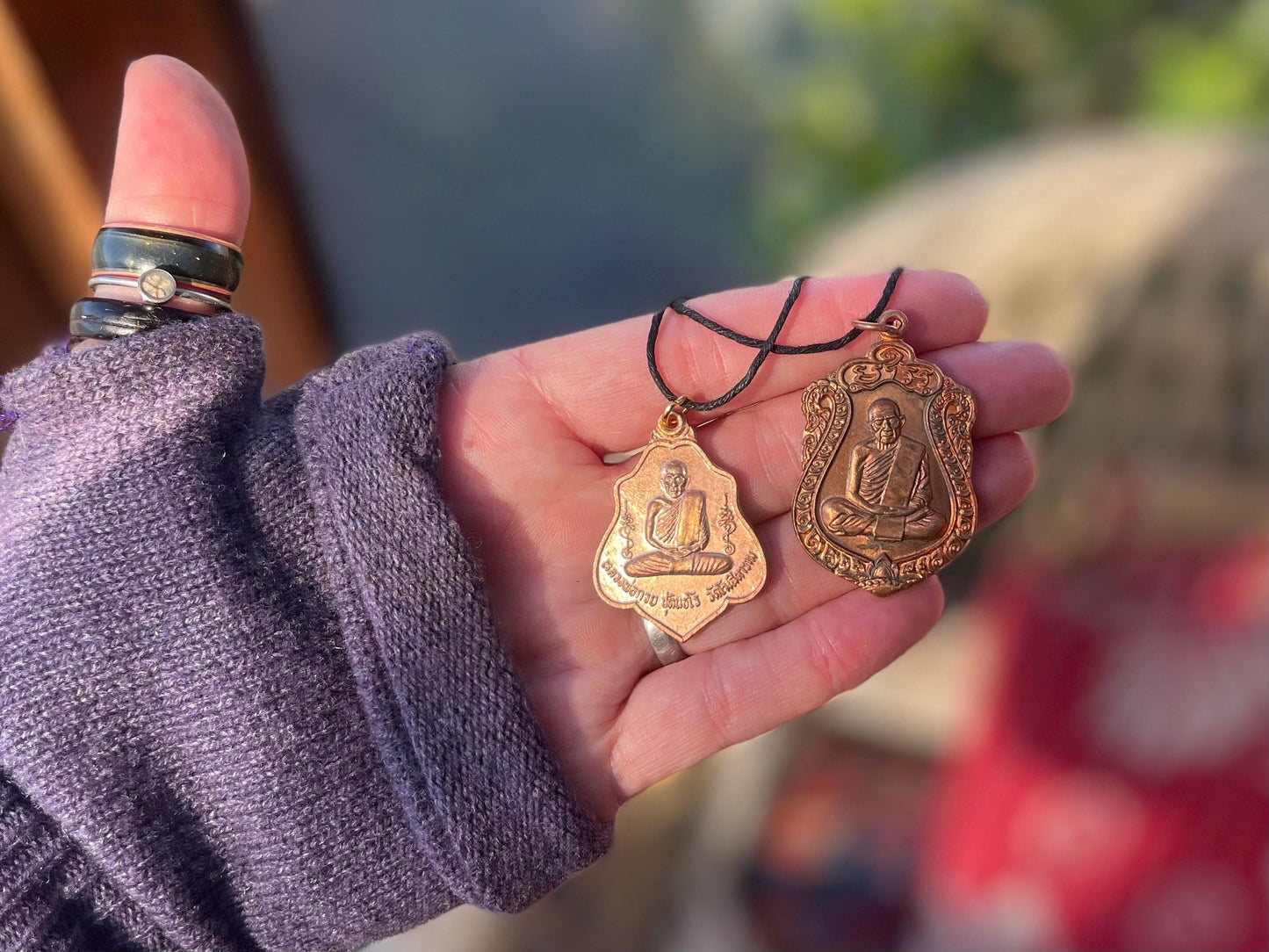 Vintage Thai Buddhist pendant. Antique Buddhist pendant. Thai amulet. Buddha necklace. Buddha jewellery. Yoga jewellery. Vintage necklaces.