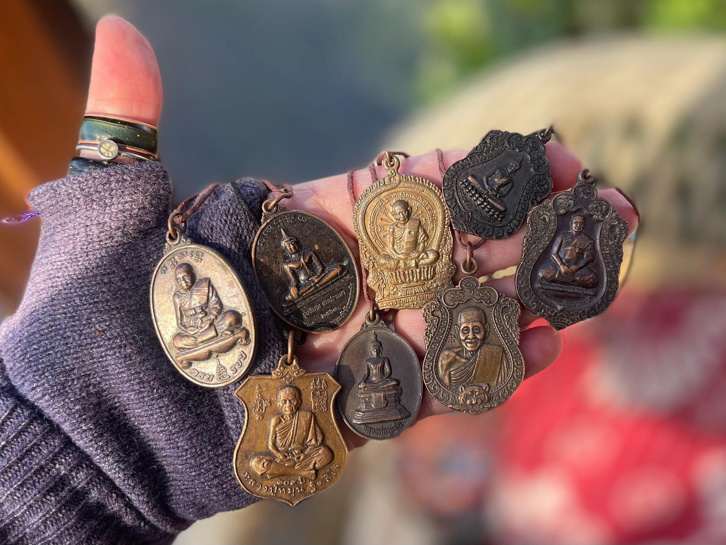 Vintage Thai Buddhist pendant. Antique Buddhist pendant. Thai amulet. Buddha necklace. Buddha jewellery. Yoga jewellery. Vintage necklaces.