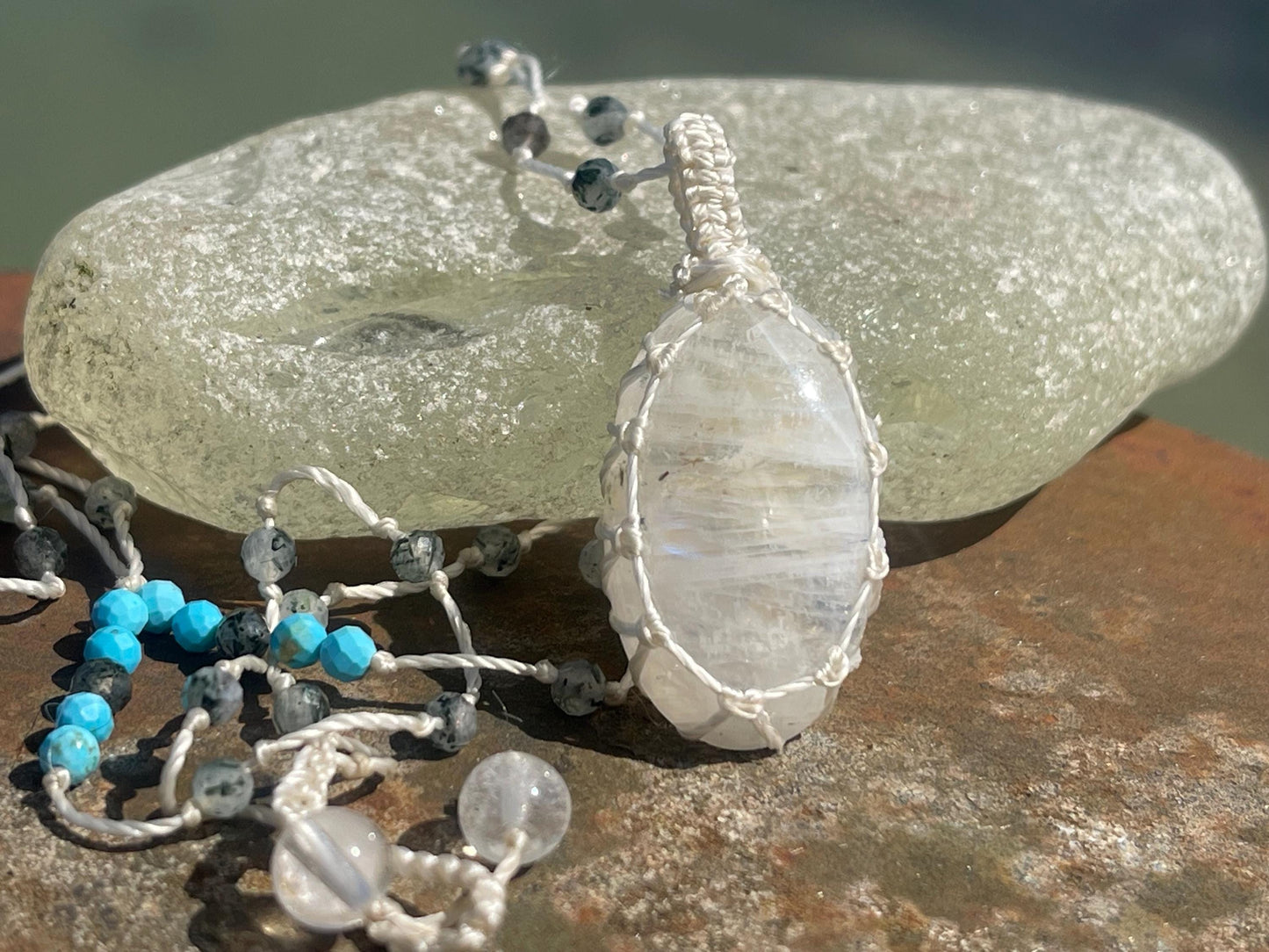 Stunning rainbow moonstone necklace, moonstone pendant, rainbow gemstone, Handmade gemstone necklace, boho gift for her. Macrame jewellery.