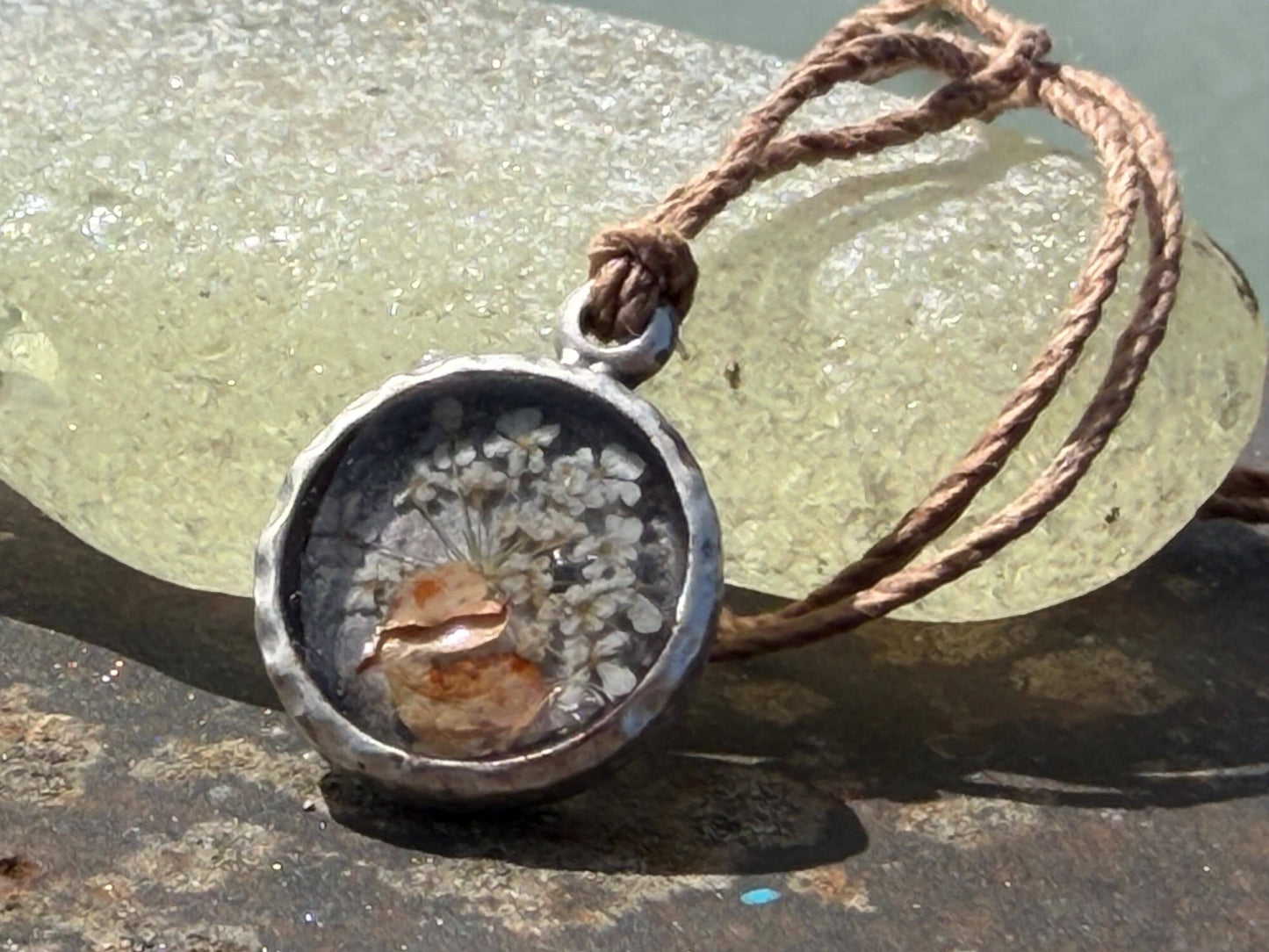 Wild carrot flower necklace, romantic necklace, ethical jewellery, unusual birthday gift for her, unique necklace, unusual gift for gardener