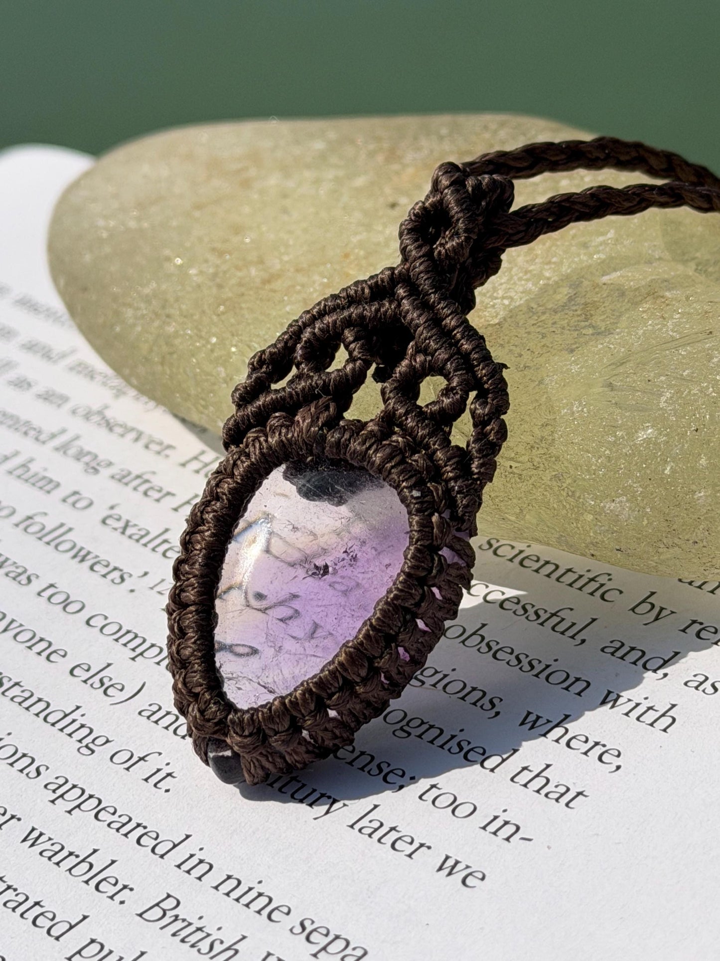 Stunning macrame amethyst necklace, amethyst pendant. Handmade gemstone necklace, boho jewellery. Macrame jewellery. Unique jewellery.