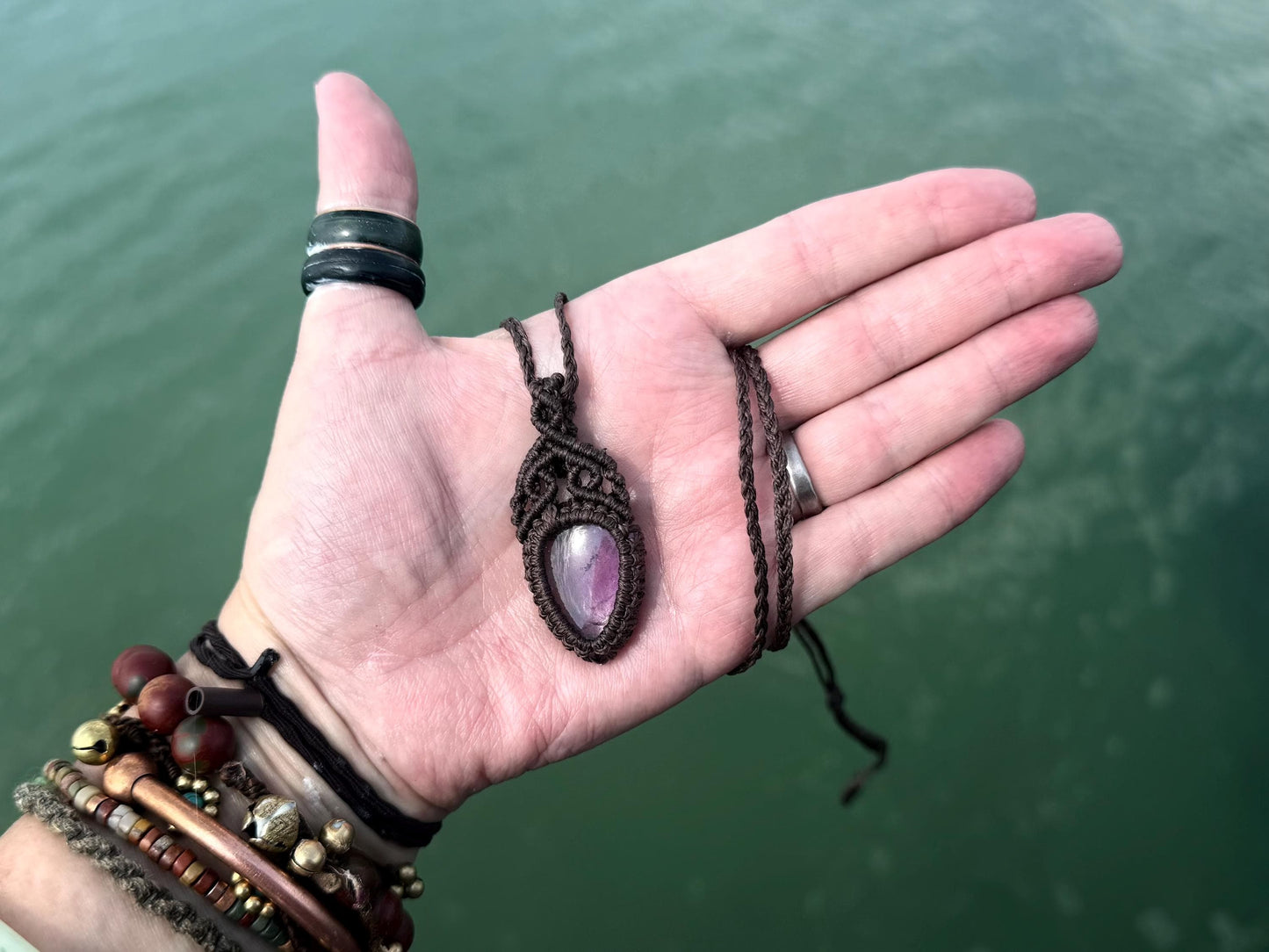 Stunning macrame amethyst necklace, amethyst pendant. Handmade gemstone necklace, boho jewellery. Macrame jewellery. Unique jewellery.