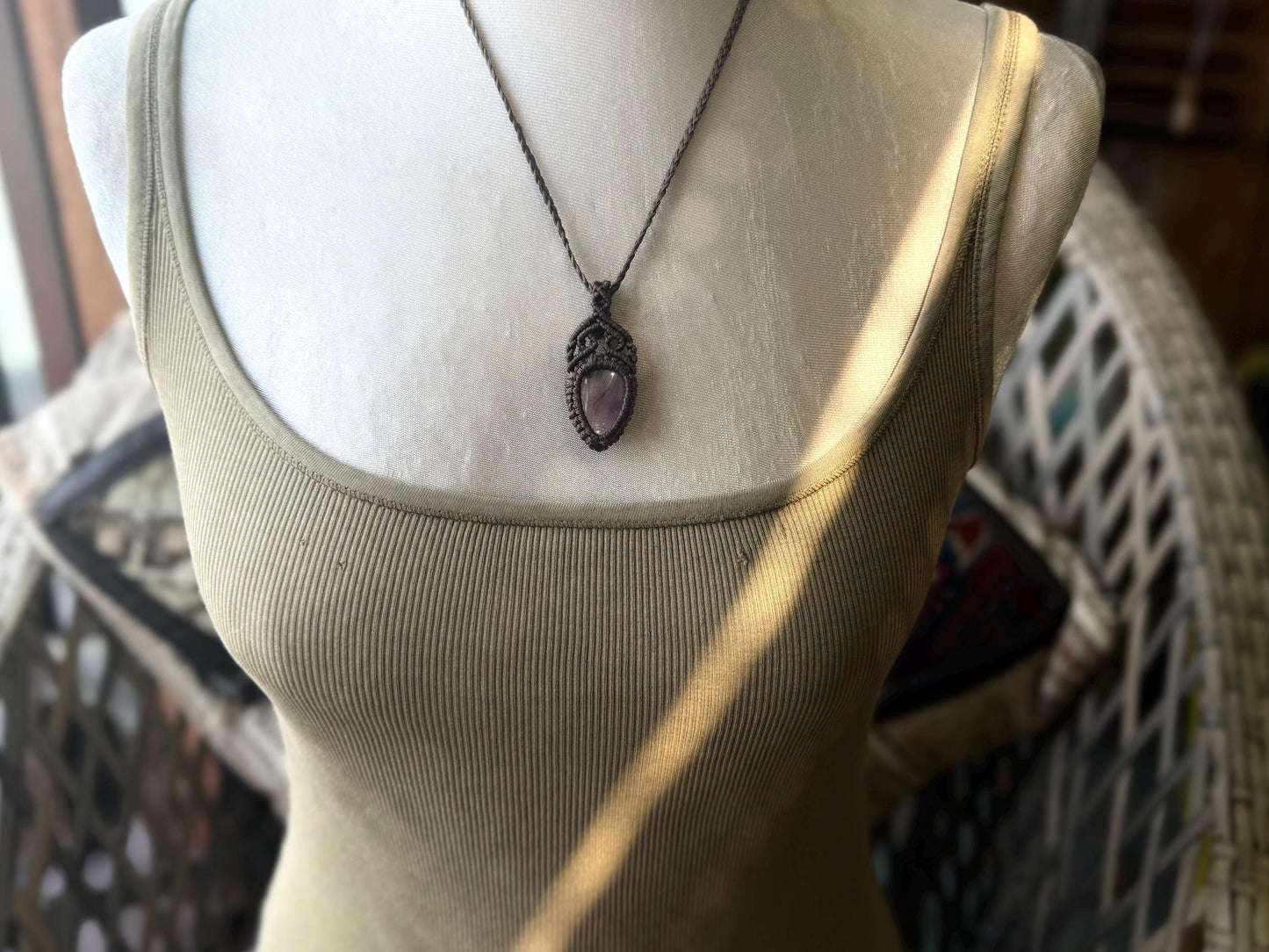 Stunning macrame amethyst necklace, amethyst pendant. Handmade gemstone necklace, boho jewellery. Macrame jewellery. Unique jewellery.