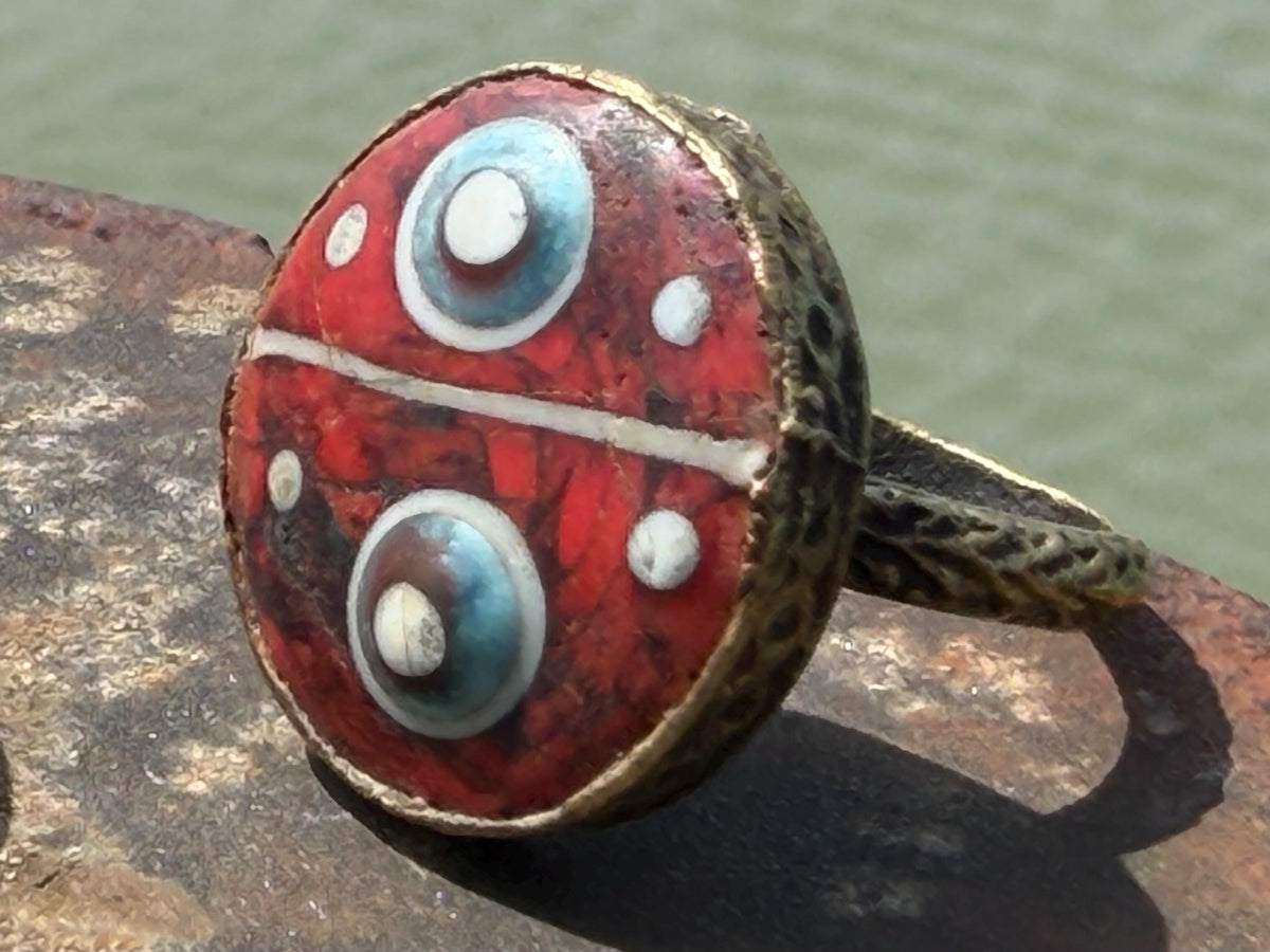 Fabulous vintage red ring made from brass and enamel. Statement ring. Eco friendly jewellery. Ethical jewellery. Large red jewellery.