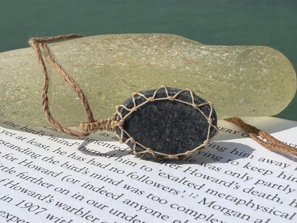 Stunning abalone necklace on an adjustable cord. Handmade gemstone necklace, boho jewellery. Macrame jewellery. Unique necklace.
