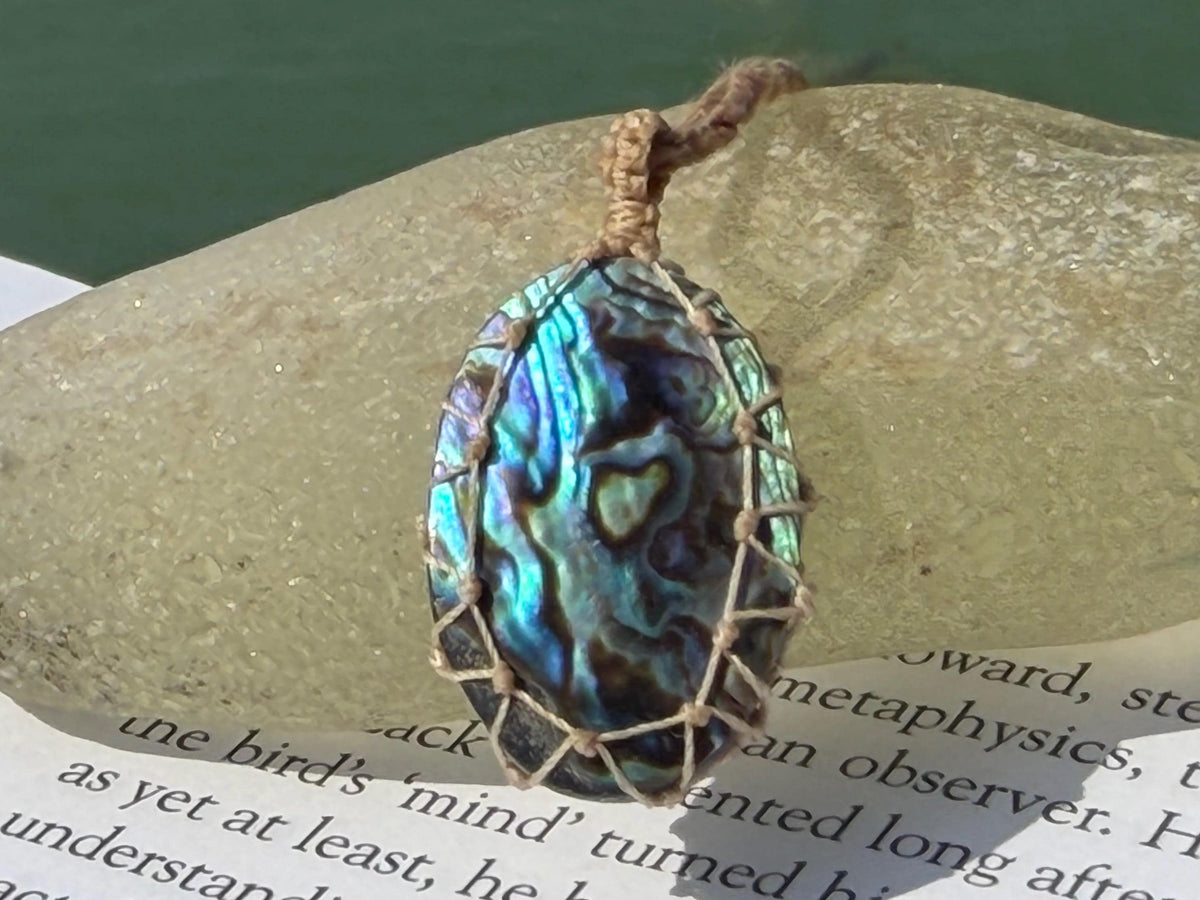Stunning abalone necklace on an adjustable cord. Handmade gemstone necklace, boho jewellery. Macrame jewellery. Unique necklace.