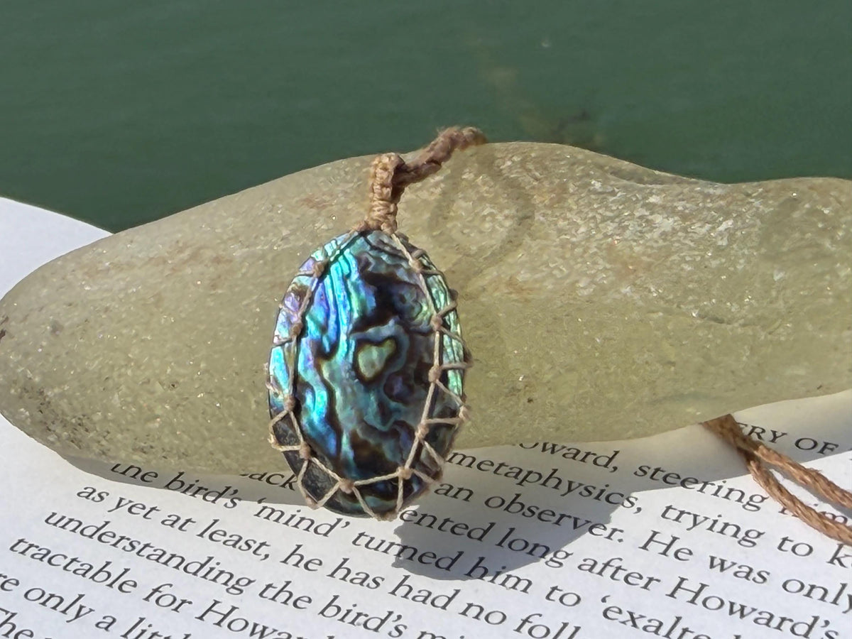 Stunning abalone necklace on an adjustable cord. Handmade gemstone necklace, boho jewellery. Macrame jewellery. Unique necklace.