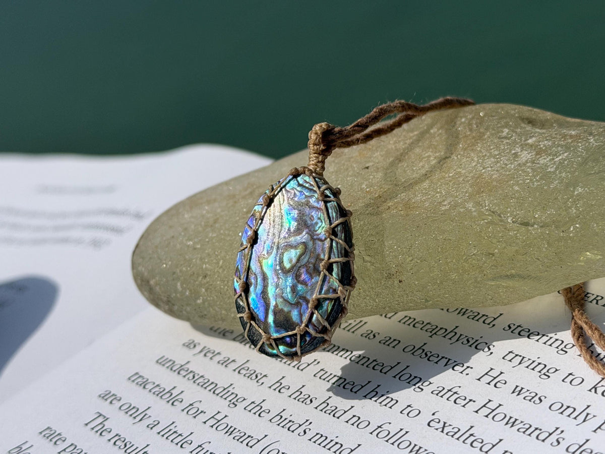 Stunning abalone necklace on an adjustable cord. Handmade gemstone necklace, boho jewellery. Macrame jewellery. Unique necklace.
