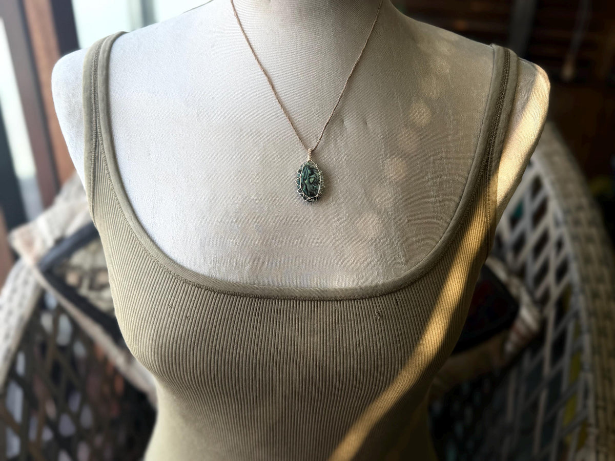 Stunning abalone necklace on an adjustable cord. Handmade gemstone necklace, boho jewellery. Macrame jewellery. Unique necklace.