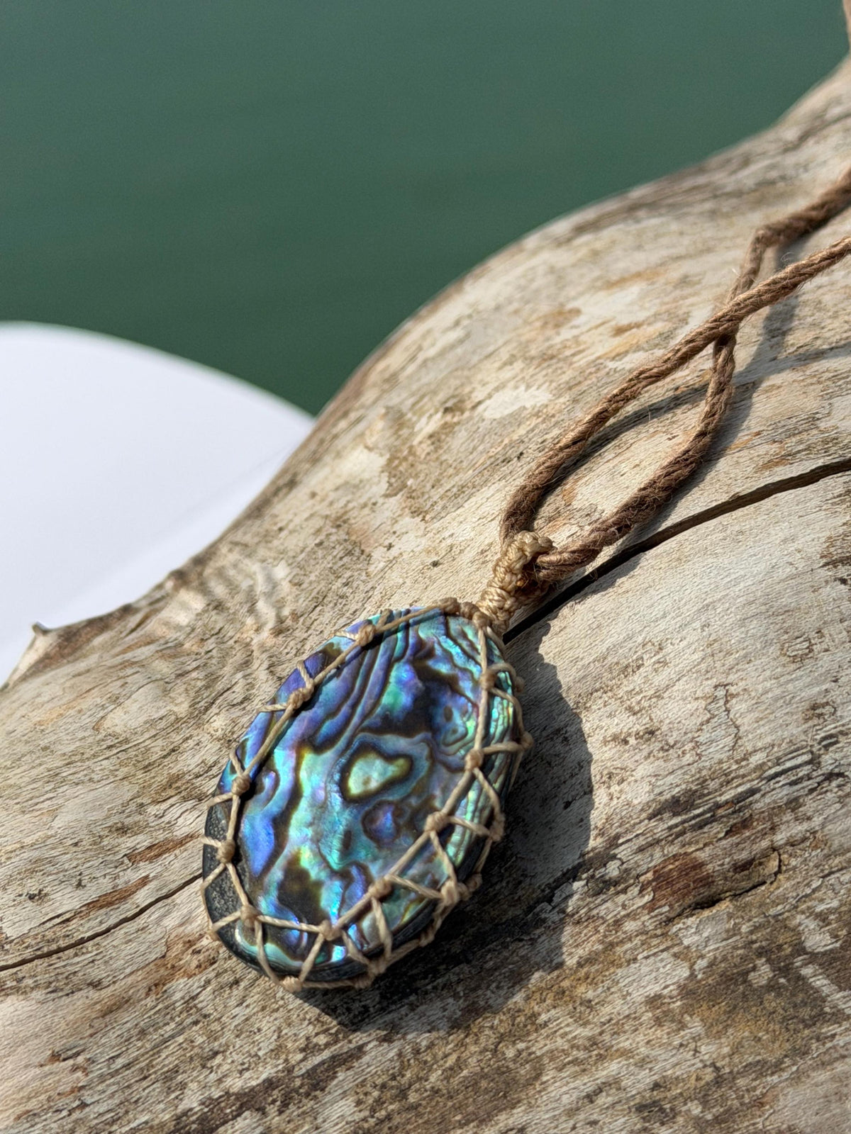 Stunning abalone necklace on an adjustable cord. Handmade gemstone necklace, boho jewellery. Macrame jewellery. Unique necklace.