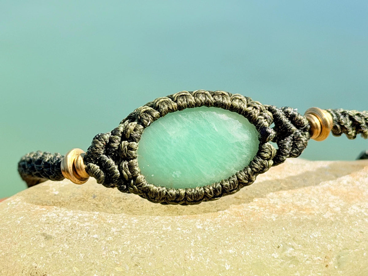 Stunning macrame wrapped aventurine bracelet, ethical jewellery, unusual jewellery, macrame jewellery. Green macrame bracelet Boho jewellery