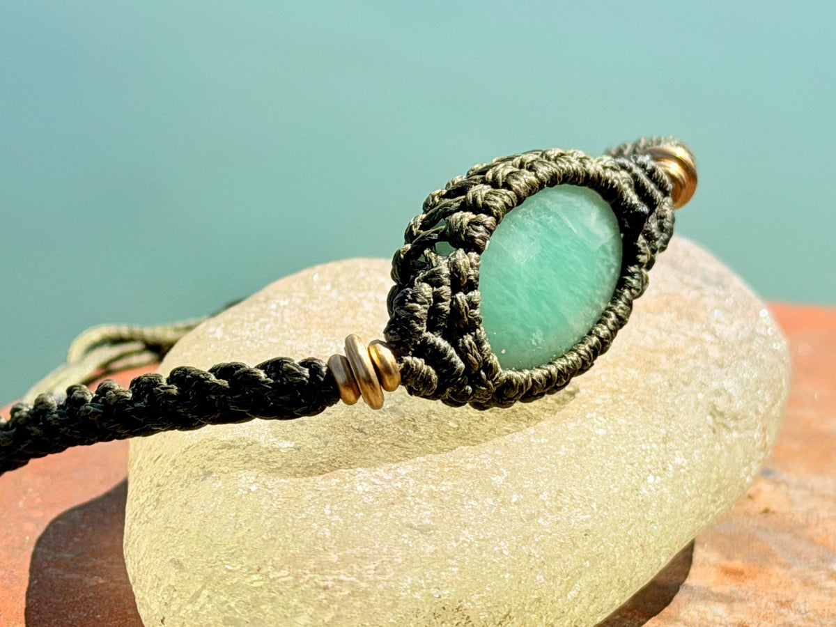 Stunning macrame wrapped aventurine bracelet, ethical jewellery, unusual jewellery, macrame jewellery. Green macrame bracelet Boho jewellery