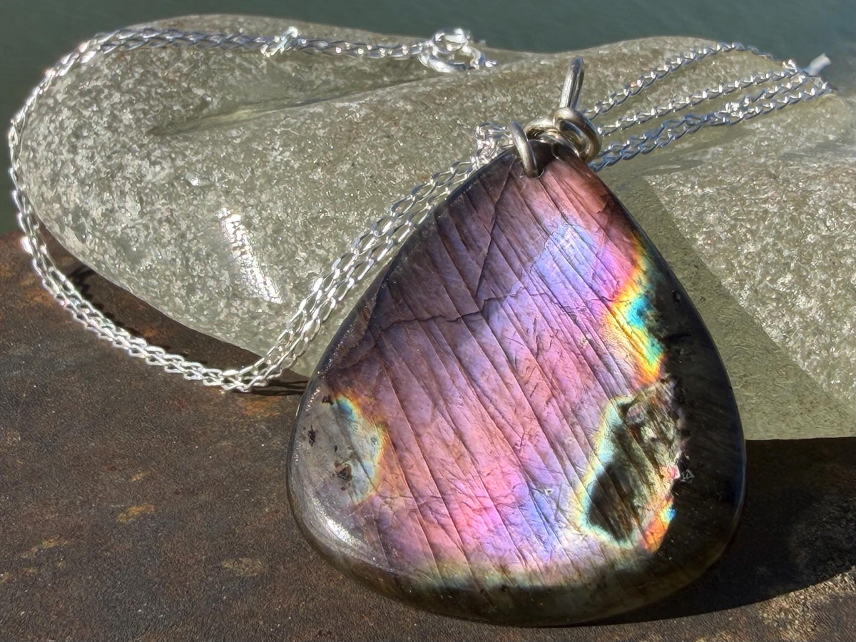 Labradorite necklace, labradorite jewellery, boho gift for her, unusual necklace, ethical jewellery, handmade necklace, labradorite pendant