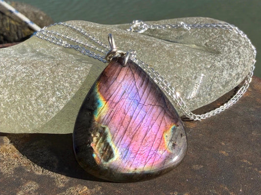 Labradorite necklace, labradorite jewellery, boho gift for her, unusual necklace, ethical jewellery, handmade necklace, labradorite pendant