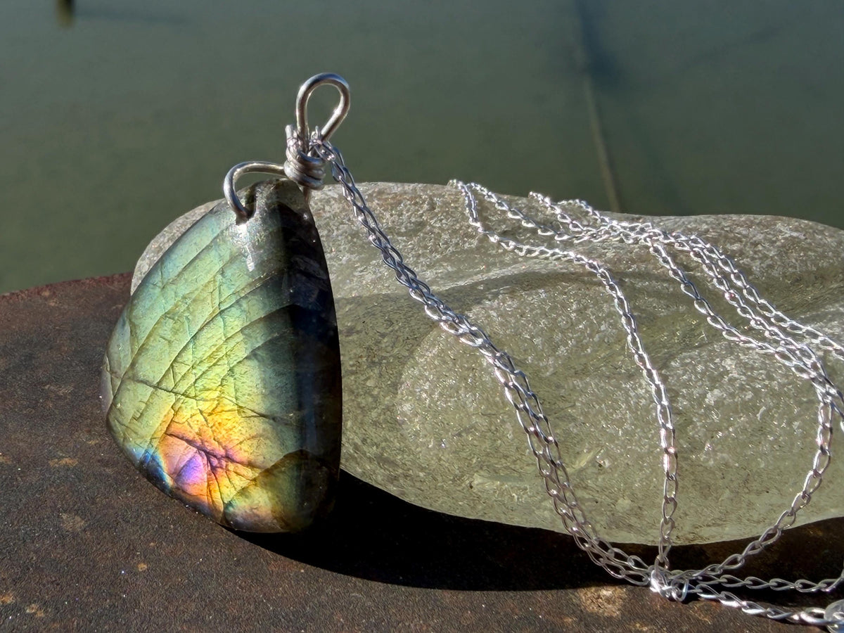 Gold labradorite necklace, labradorite jewellery, boho gift for her, unusual necklace, ethical jewellery, handmade labradorite pendant