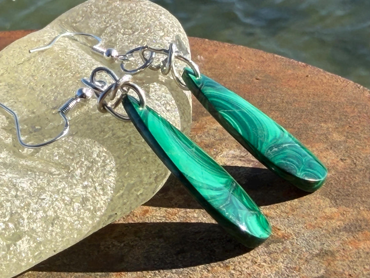 Silver earrings, boho earrings, unusual gift for her, malachite earrings, malachite jewellery, green gemstone earrings. Unusual jewellery