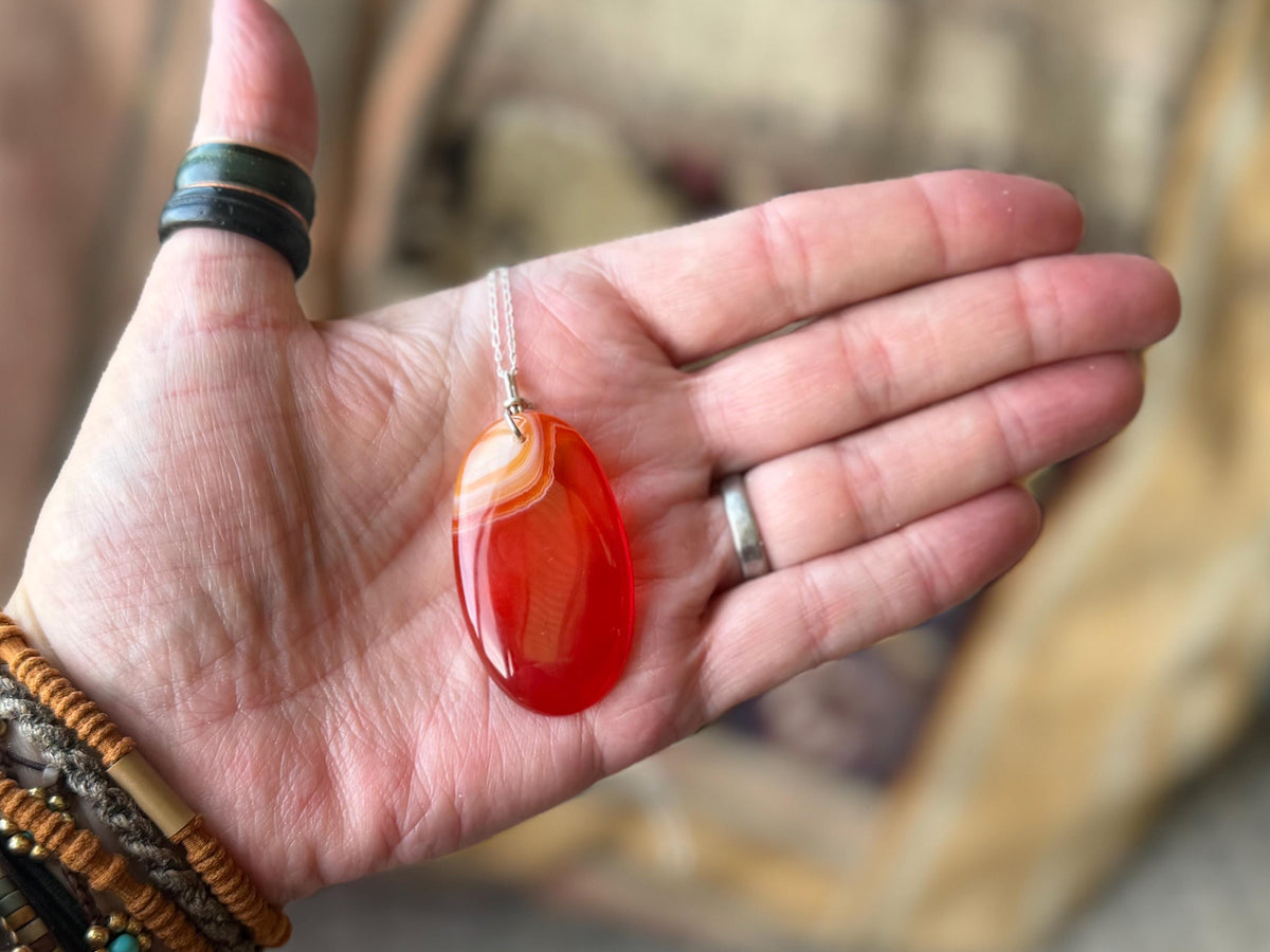Agate necklace, ethical jewellery, bohemian necklace, unusual jewellery, agate pendant, white gemstone necklace. Boho jewellery