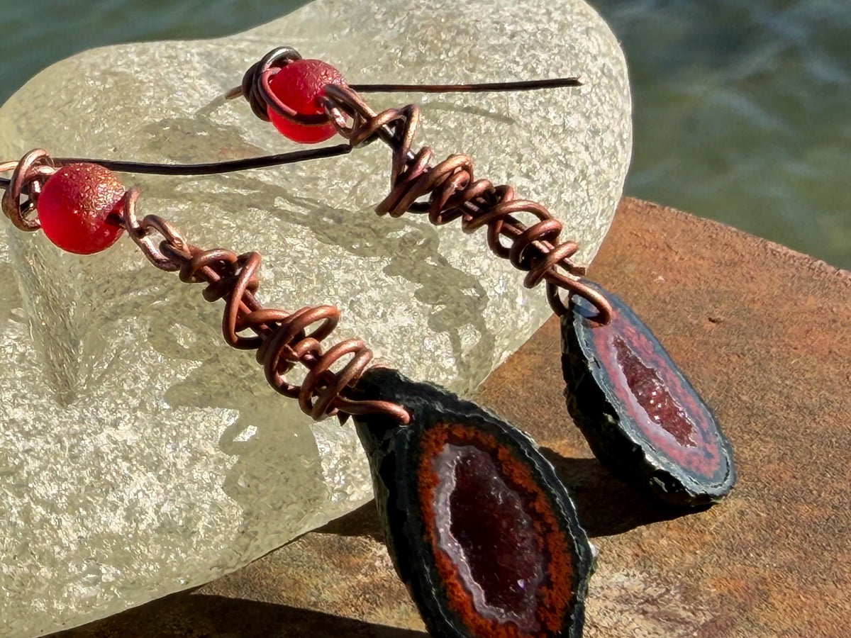 Druzy agate gemstone earrings with sparkly quartz on recycled copper. Handmade earrings. Ethical jewellery, boho jewellery. Unique earrings.