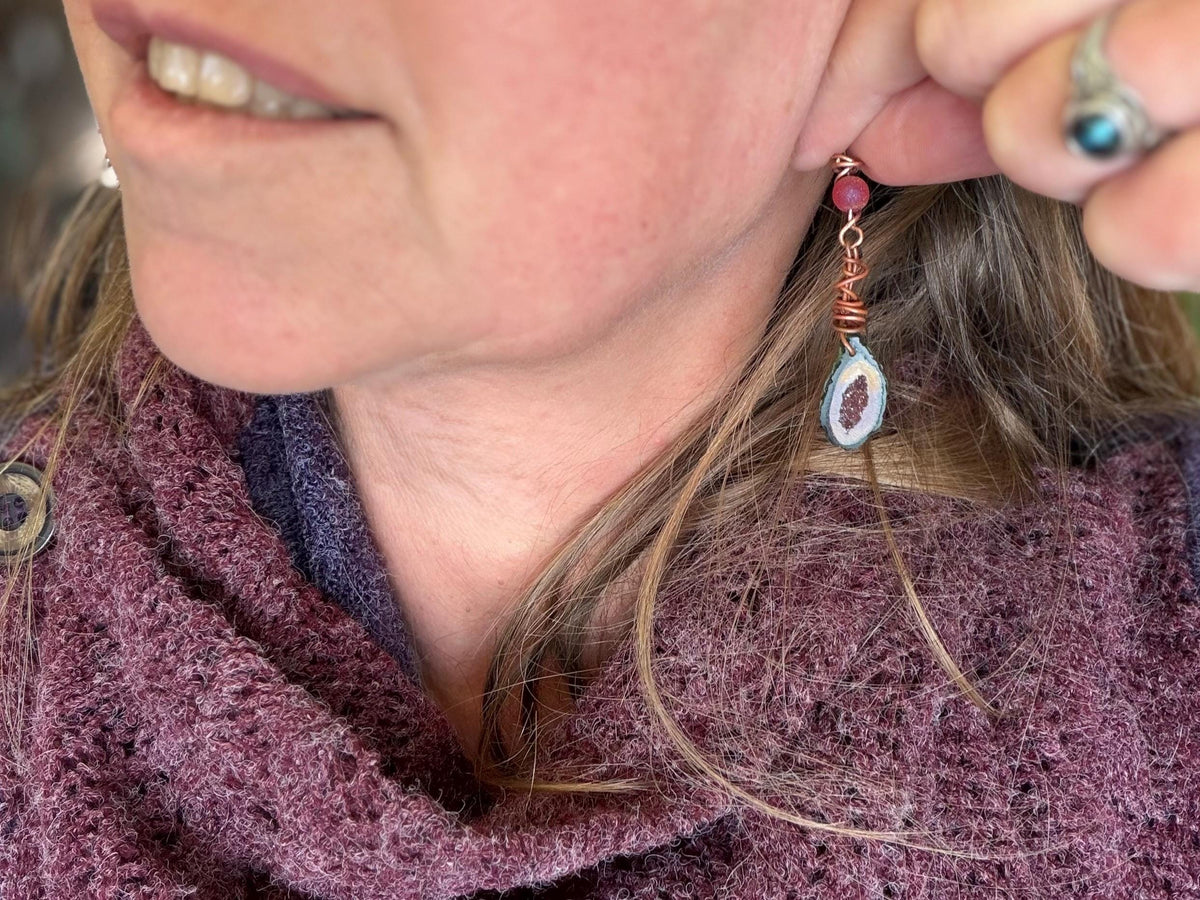 Druzy agate gemstone earrings with sparkly quartz on recycled copper. Handmade earrings. Ethical jewellery, boho jewellery. Unique earrings.