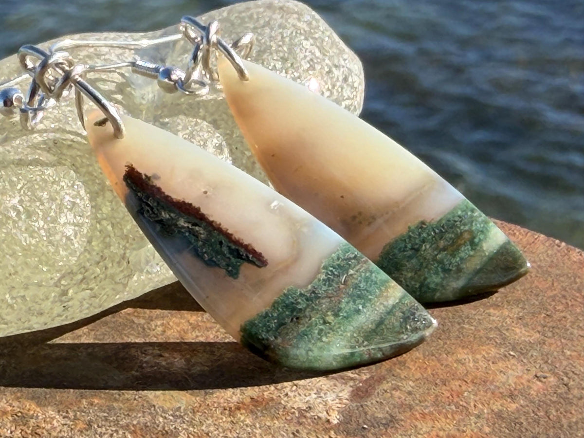 Agate gemstone earrings on recycled sterling silver. Handmade festive earrings. Ethical jewellery, boho jewellery. Unique earrings.