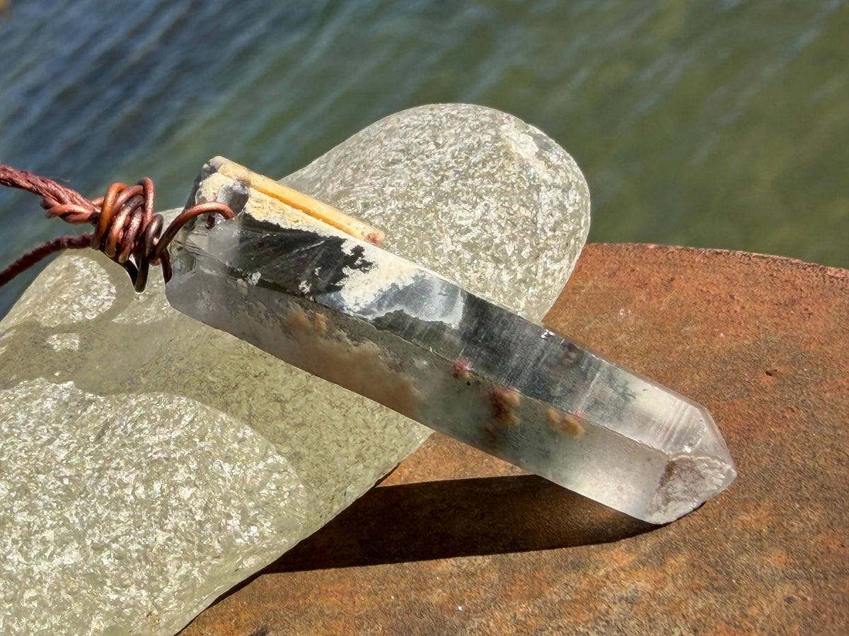 Raw moss agate necklace. Rustic moss agate pendant, large gemstone necklace, green gemstone, gift for gardener. Handmade necklace.